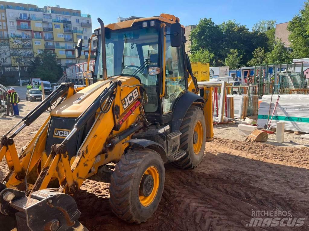 JCB 3 CX Midi bagri 7t – 12t