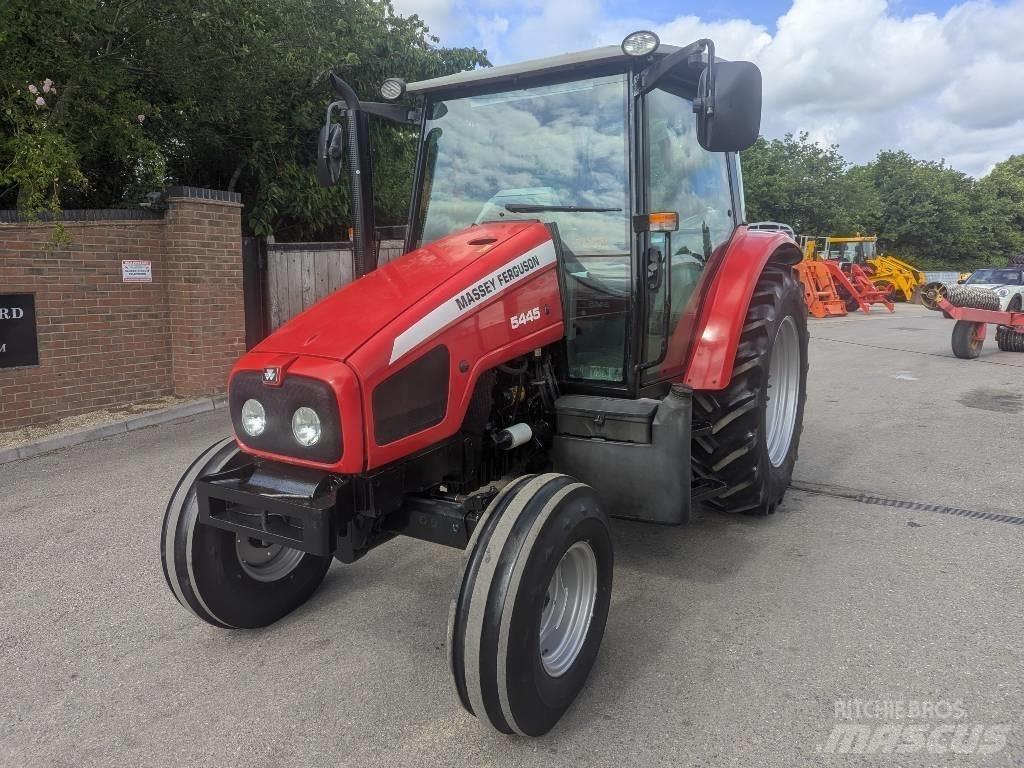 Massey Ferguson 5445 Traktorji