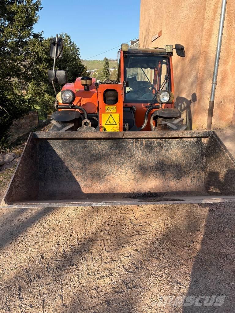 JLG 2505 Kmetijski teleskopski nakladalci