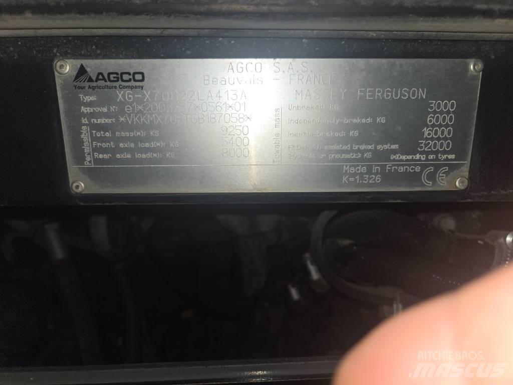 Massey Ferguson 7715 Traktorji