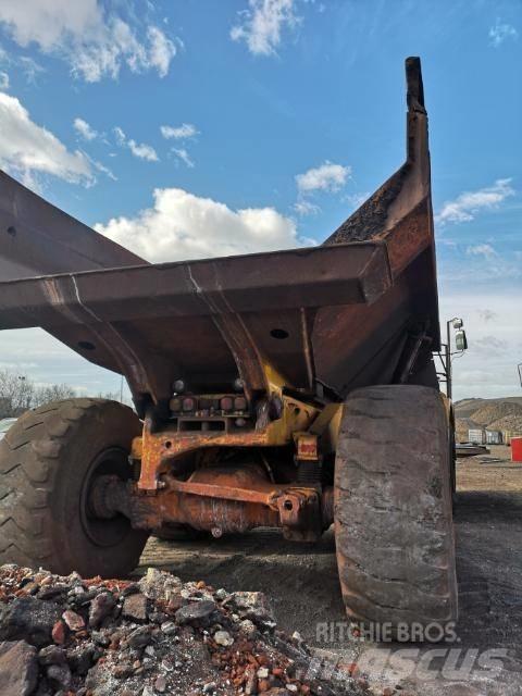 CAT 735 Zglobni demperji