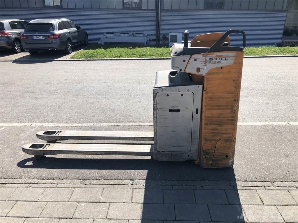 Still SXH 20 Električni nizko dvižni viličar