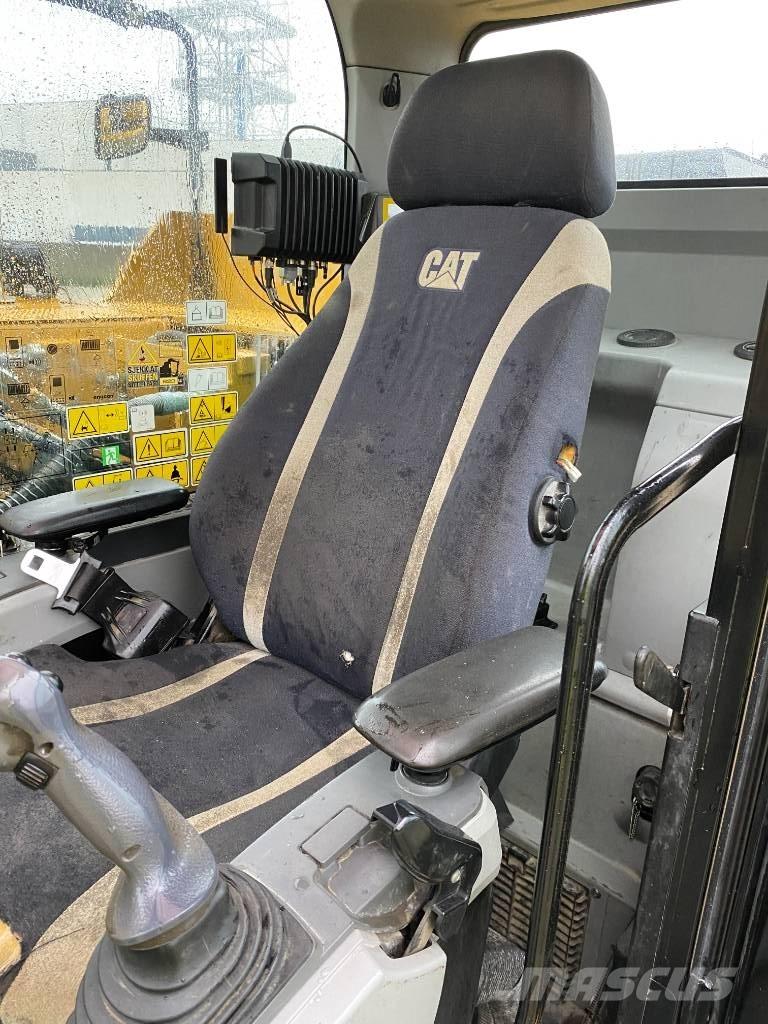 CAT 2020 Bagri goseničarji