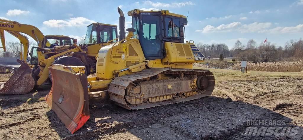 Komatsu D 61 PX -24 Buldožerji goseničarji