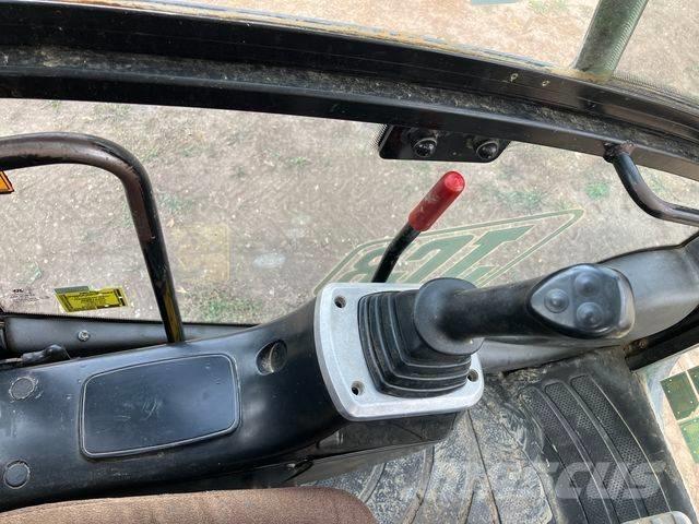 JCB JS 210 LC Bagri goseničarji