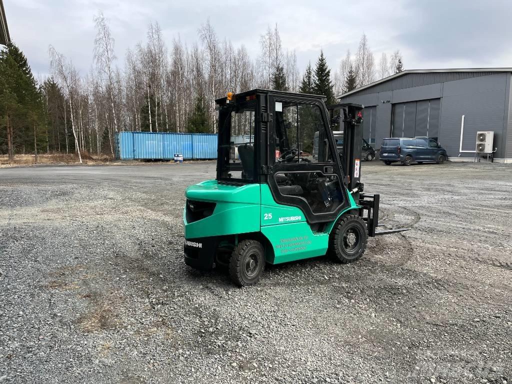 Mitsubishi FD25NT Dizelski viličarji
