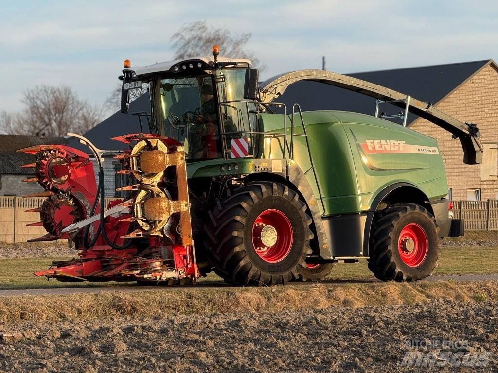 Fendt Katana 65 Stroji za krmo na lastni pogon