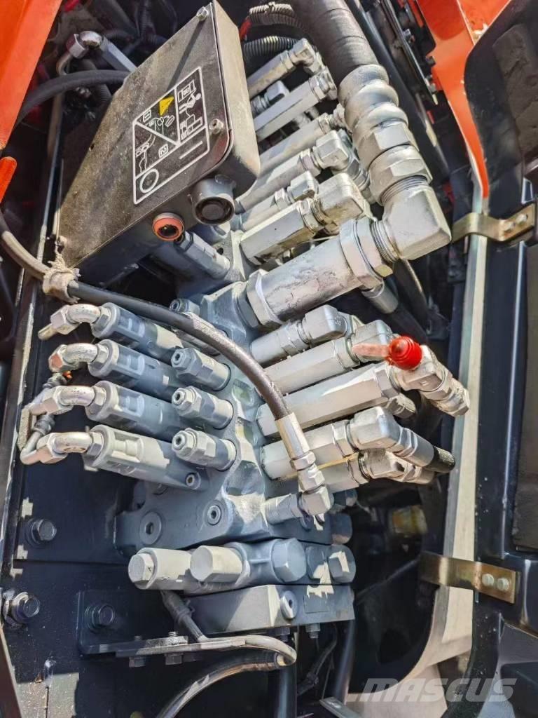 Kubota 185-3 Bagri goseničarji