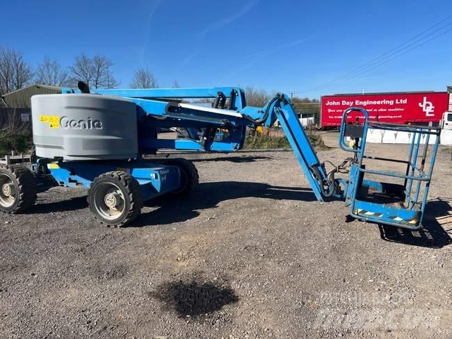 Genie Z 45/25 J Zglobne dvižne ploščadi