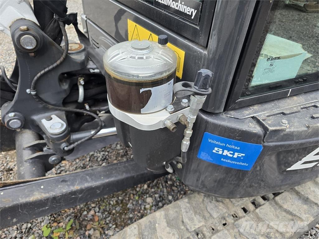 Bobcat E27z Mini bagri <7t
