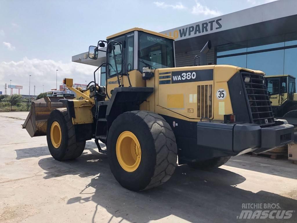 Komatsu WA 380-5H Kolesni nakladalci