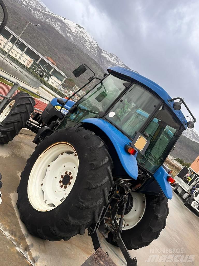 New Holland TD 5040 Traktorji