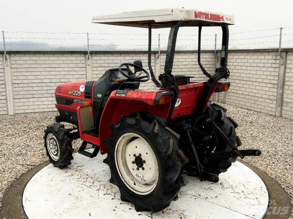 Mitsubishi MT225 Traktorji