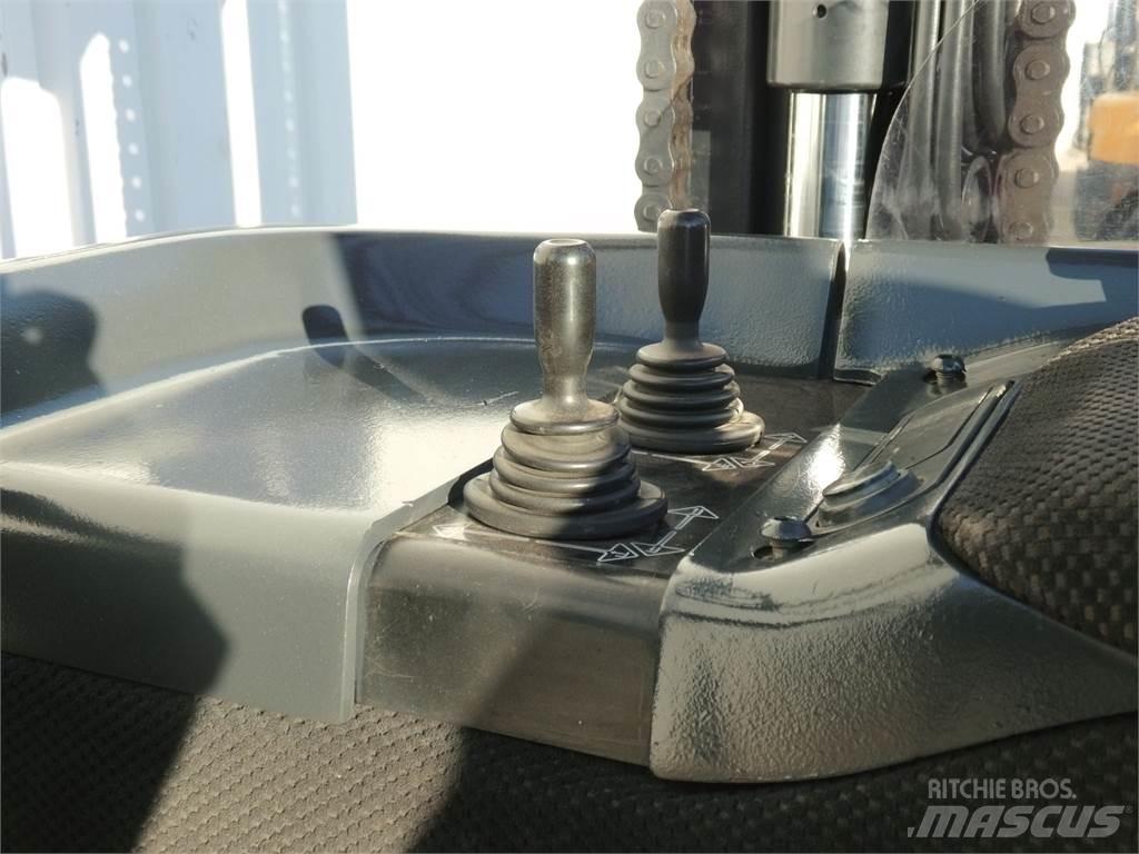 Linde R14 Viličarji s pomičnim teleskopom
