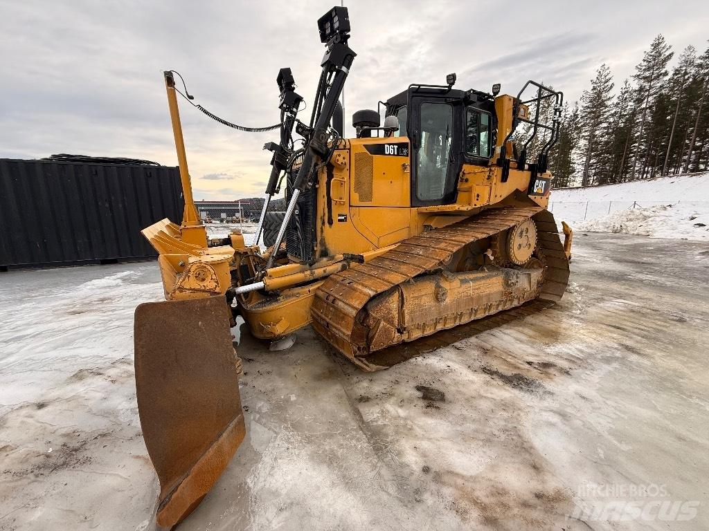 CAT D 6 T LGP Buldožerji goseničarji