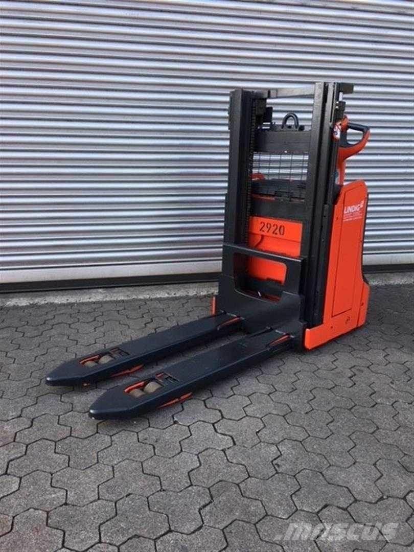 Linde D08 Visokodvižni komisionirni viličar