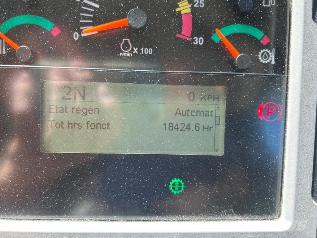 CAT 972 K Kolesni nakladalci