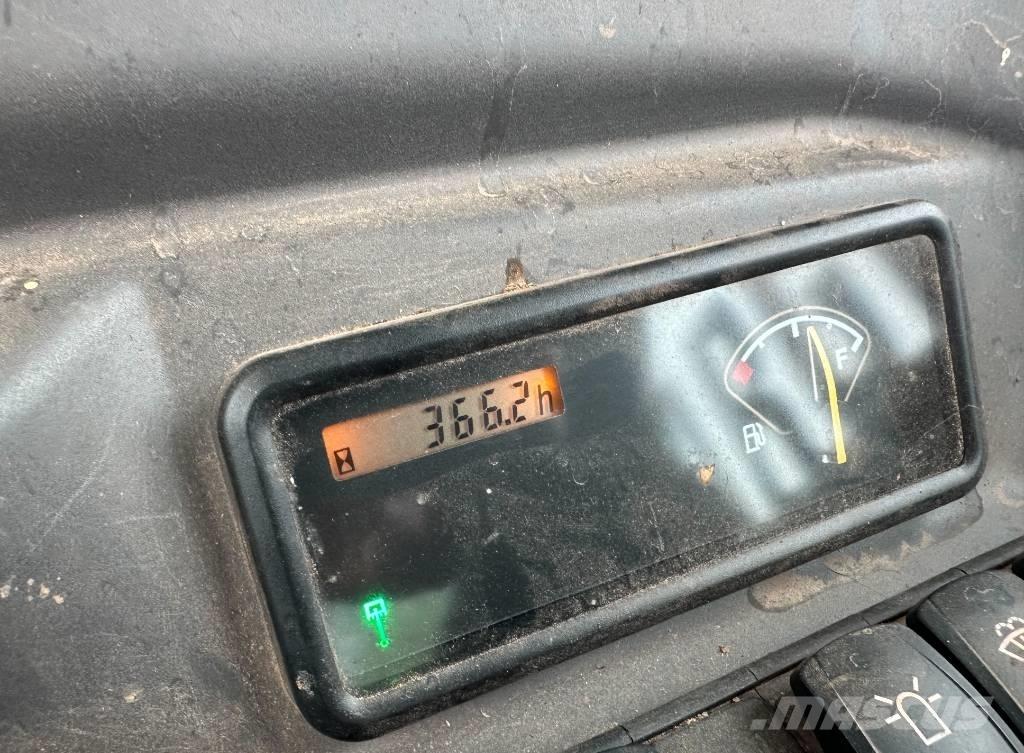 Volvo EC 27 D Mini bagri <7t