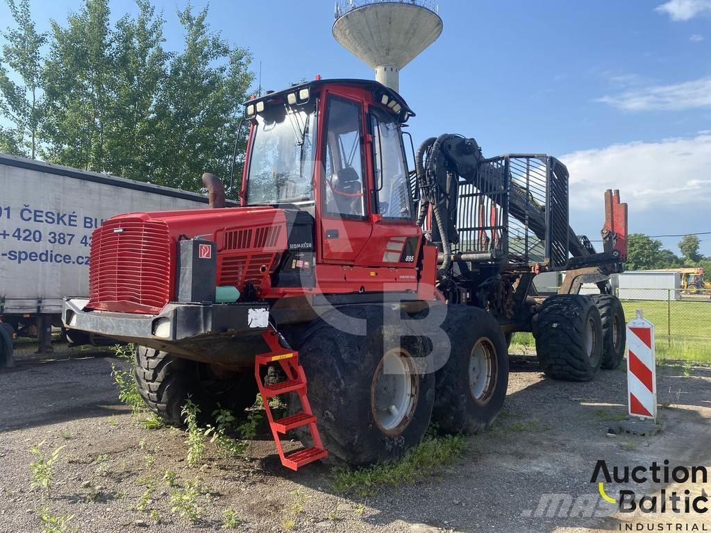 Komatsu 895 Forwarderji