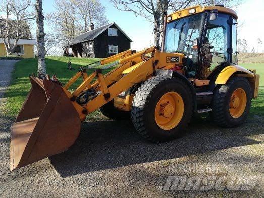 JCB 4 X Kolesni nakladalci