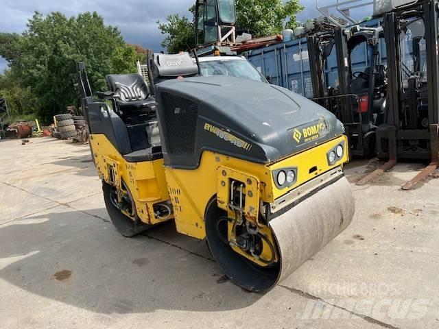 Bomag BW 100 AD-5 Dvojni valjarji