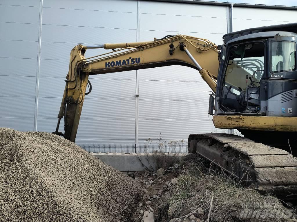Komatsu 228 Bagri goseničarji