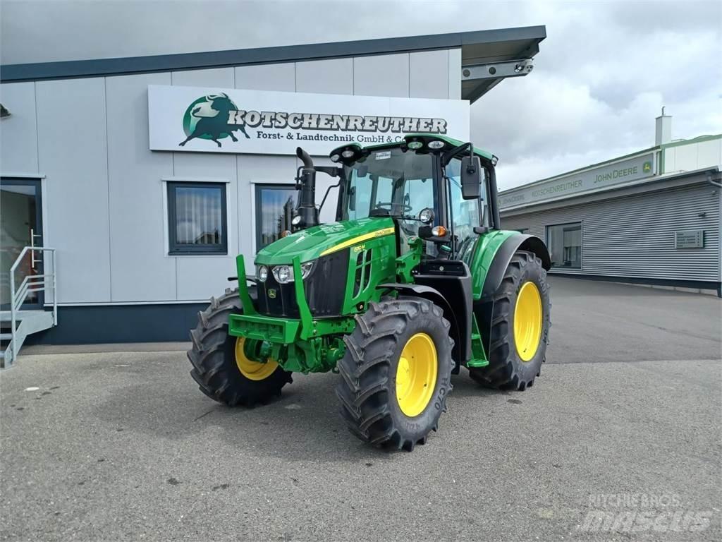 John Deere 6110M Traktorji
