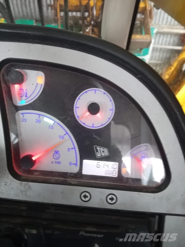 JCB 540-140 Teleskopski viličarji