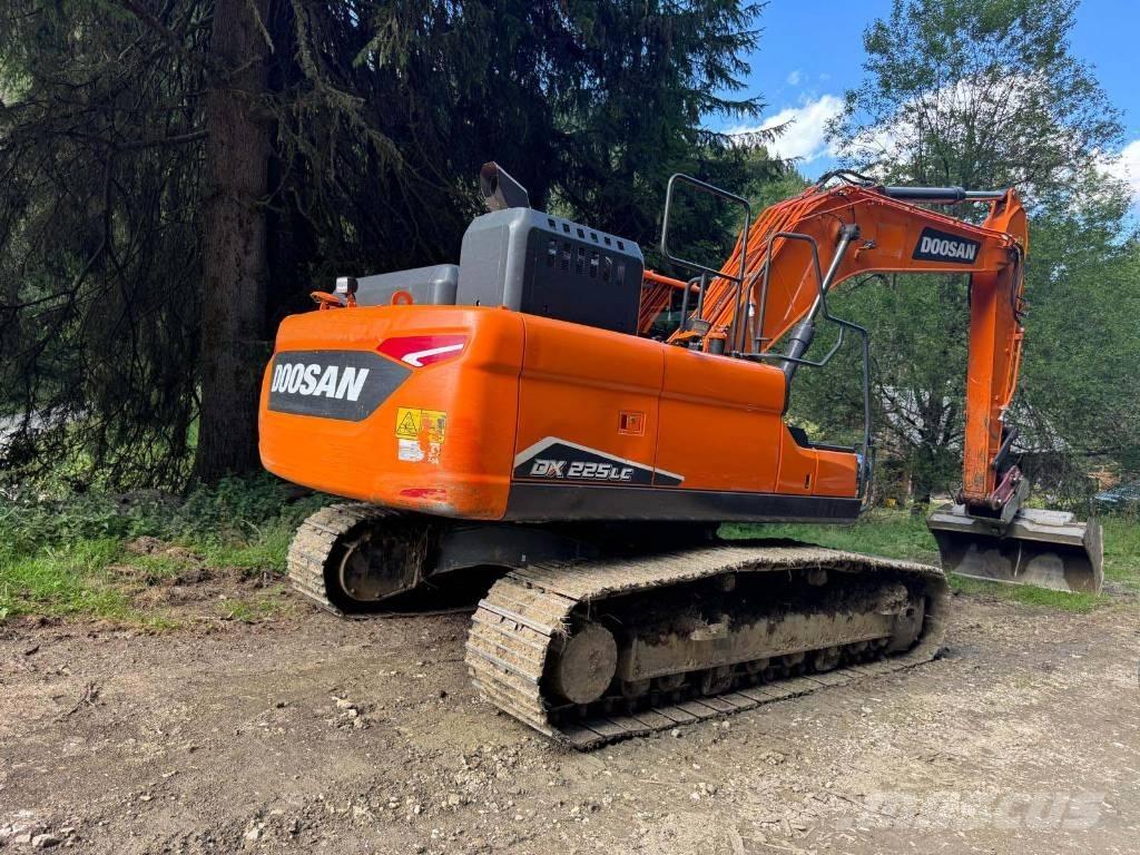 Doosan DX 225 LC-7 Bagri goseničarji