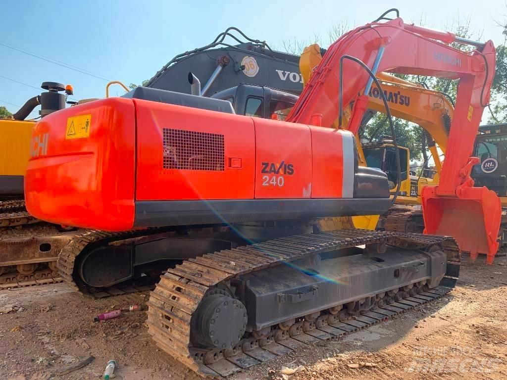 Hitachi Zaxis 240 Bagri goseničarji