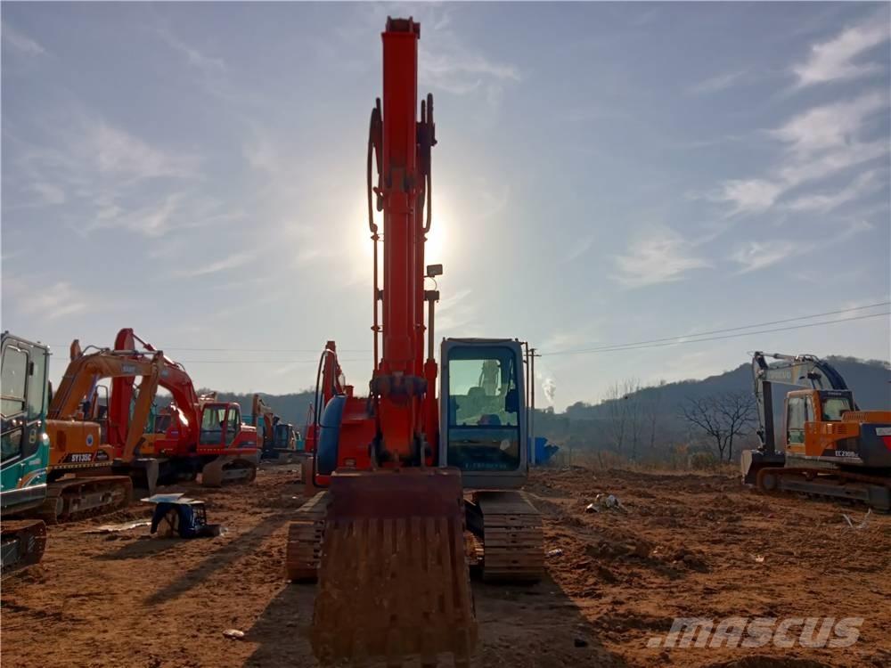 Hitachi ZX135US Bagri goseničarji