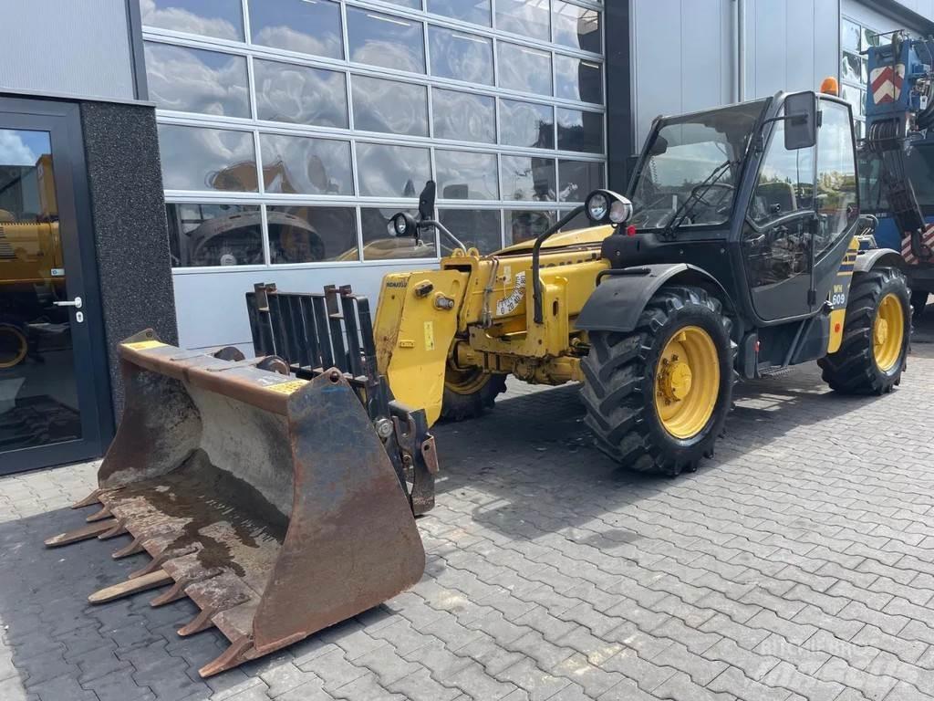 Komatsu WH609-1ED Teleskopski viličarji