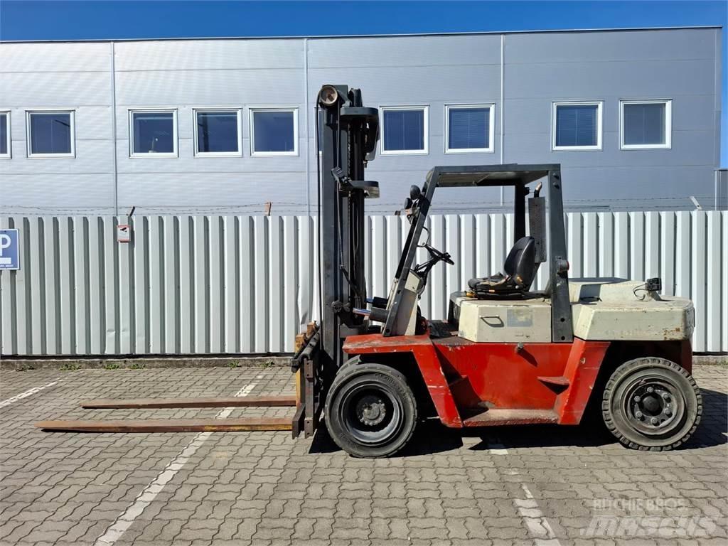 Nissan DF05A60U Dizelski viličarji