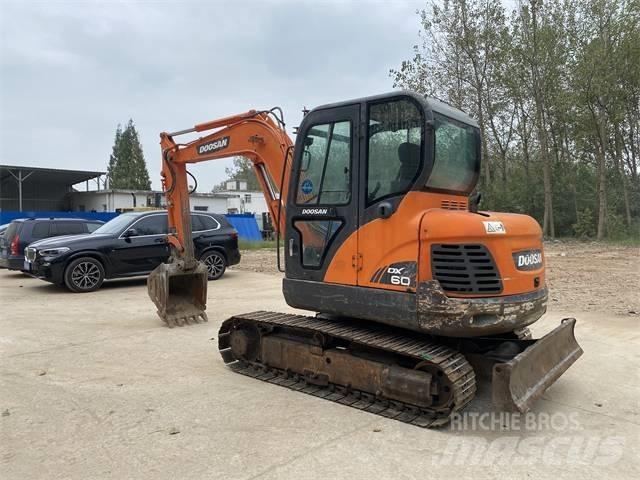 Doosan DX 60 Mini bagri <7t
