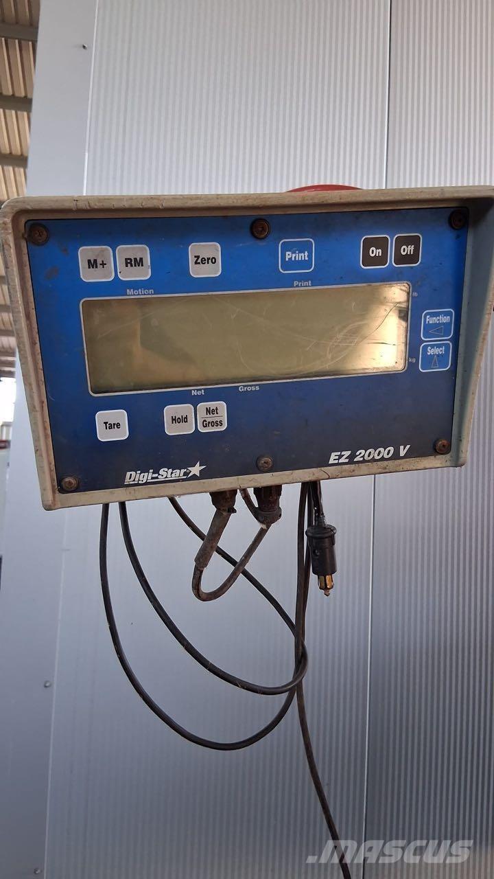 Trioliet SM1-10 Mešalne hranilnice