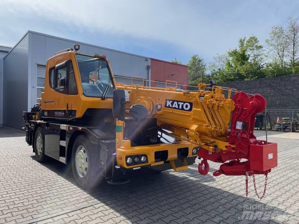 Kato CR-130Rv Avtodvigala