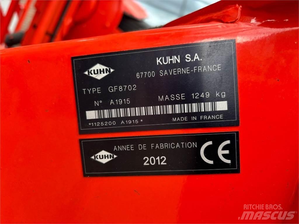 Kuhn GF 8702 Obračalniki in zgrabljalniki