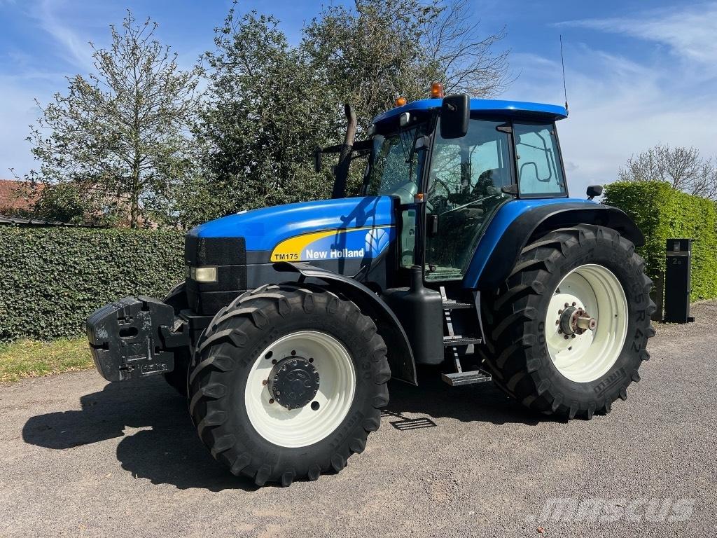 New Holland TM 175 Traktorji