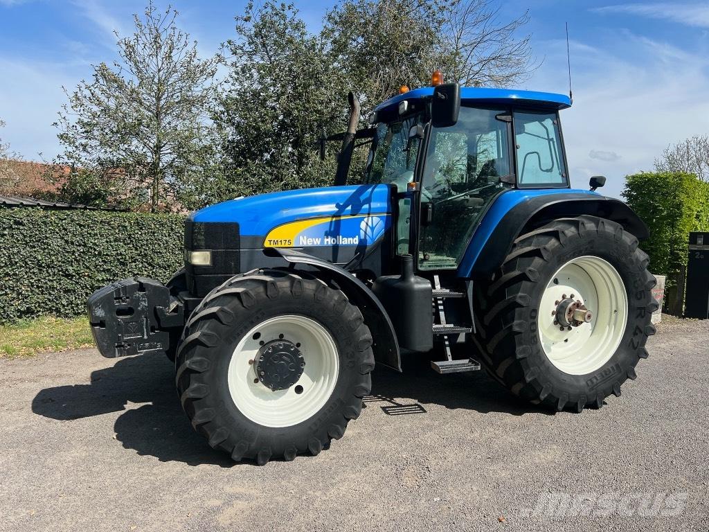 New Holland TM 175 Traktorji