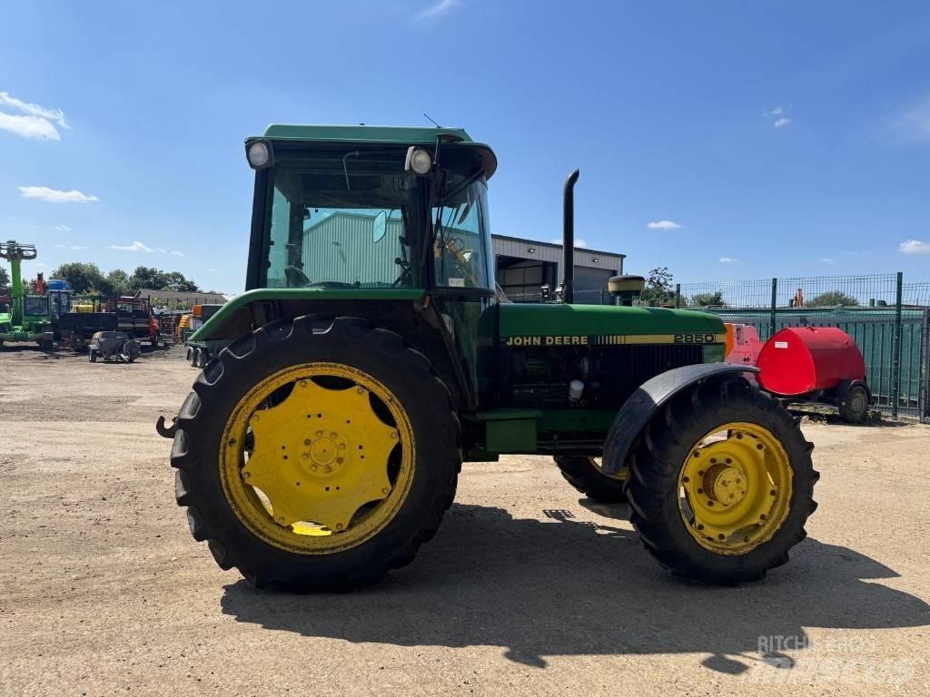John Deere 2850 Traktorji