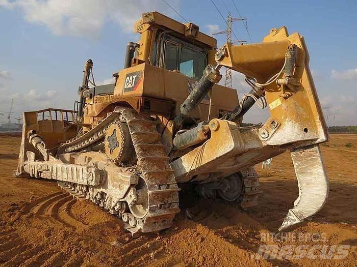 CAT D10 T Buldožerji goseničarji