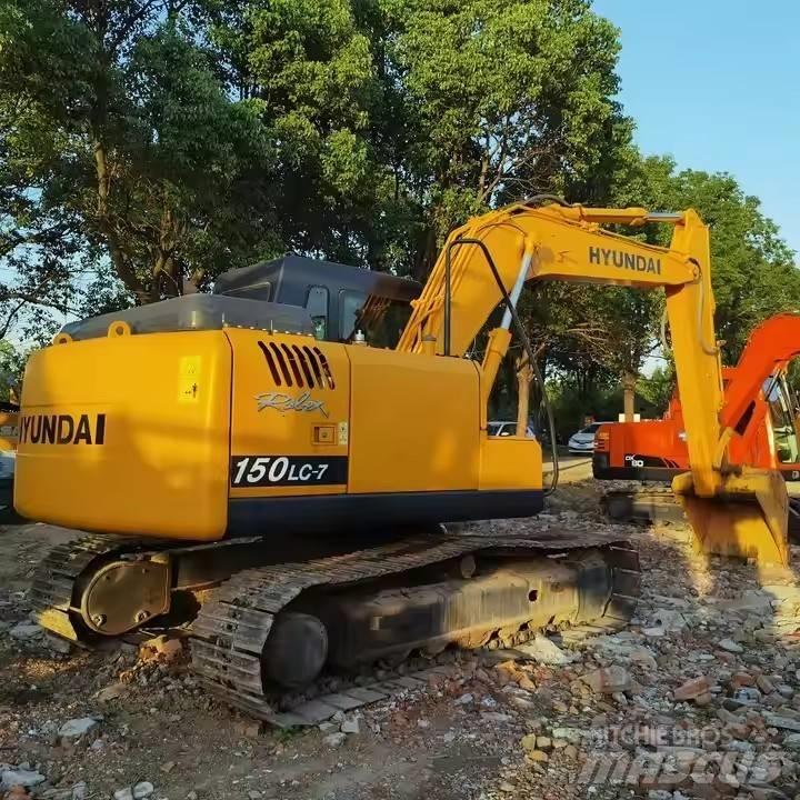 Hyundai 150LC-7 Bagri goseničarji