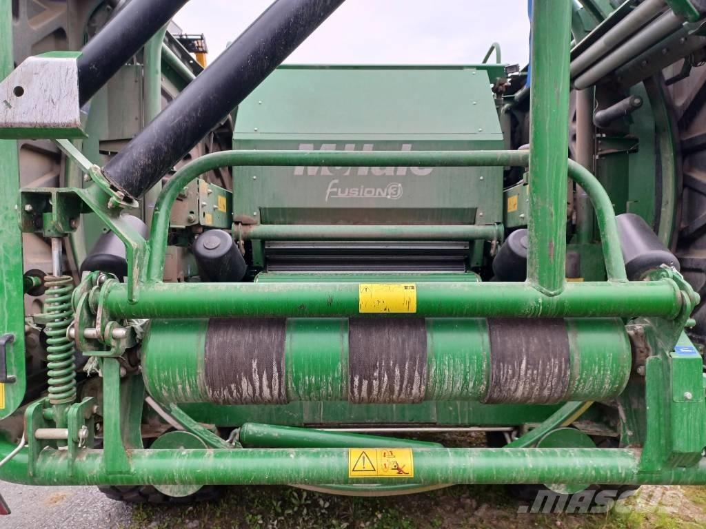 Mc Hale Fusion 3 Balirke (okrogle bale)