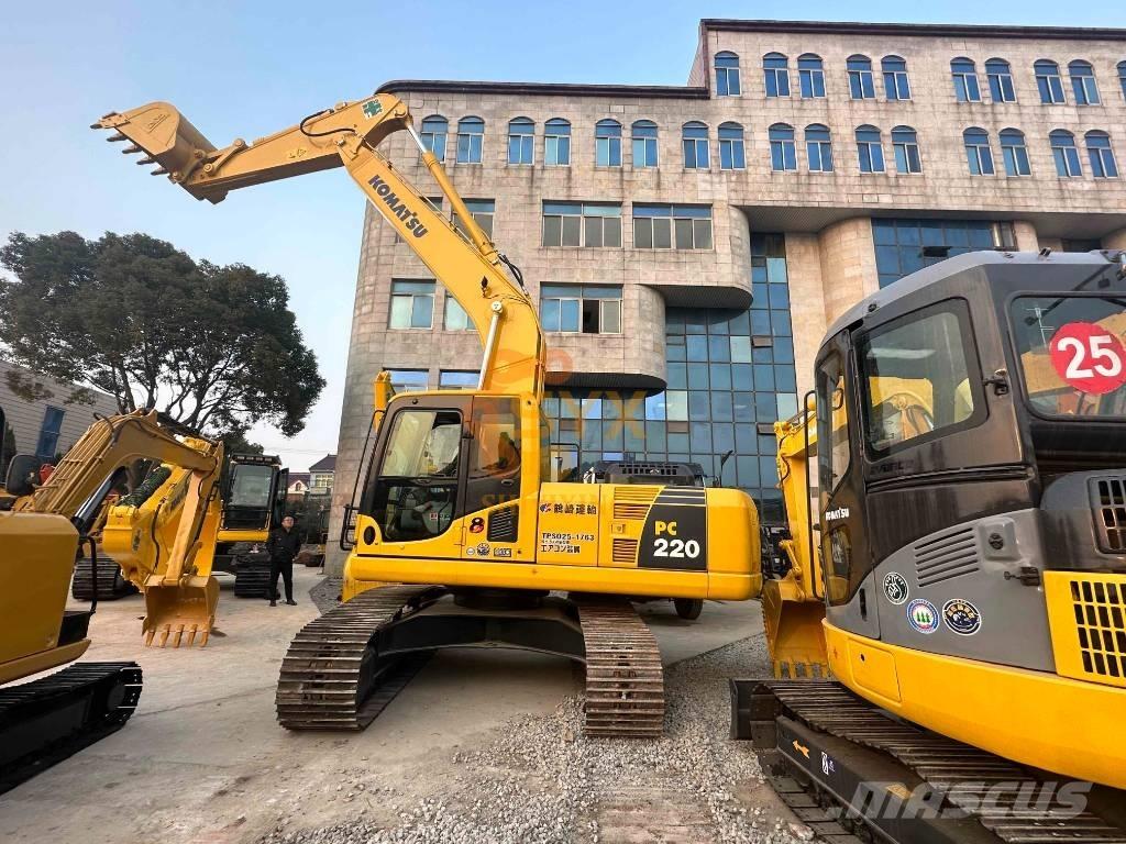Komatsu PC 220-8 Bagri goseničarji