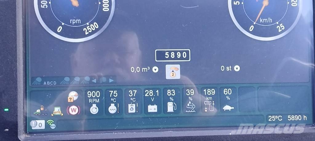 John Deere 1110 G Forwarderji