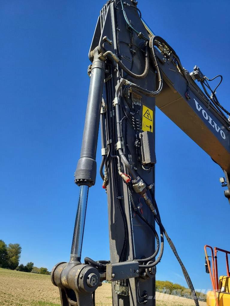 Volvo ECR  235  EL Bagri goseničarji