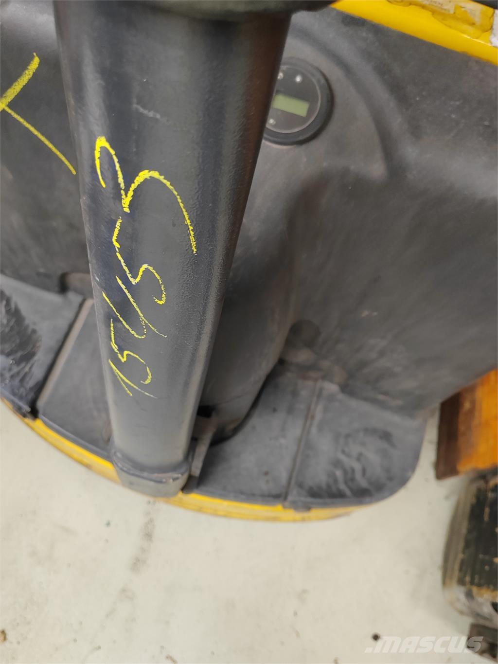 OM TL 18 Ročni električni viličar