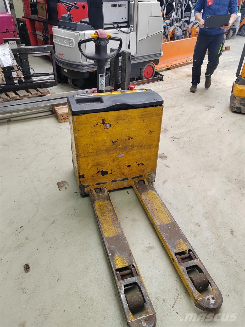 OM TL 18 Ročni električni viličar