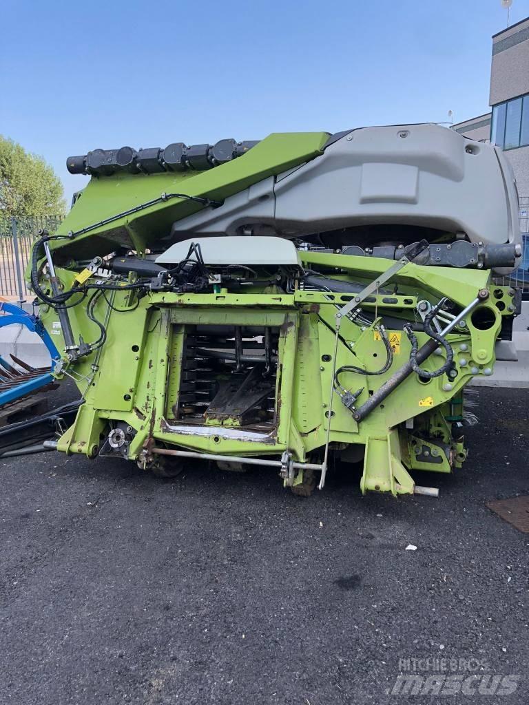 CLAAS Orbis 900 Stroji za krmo na lastni pogon