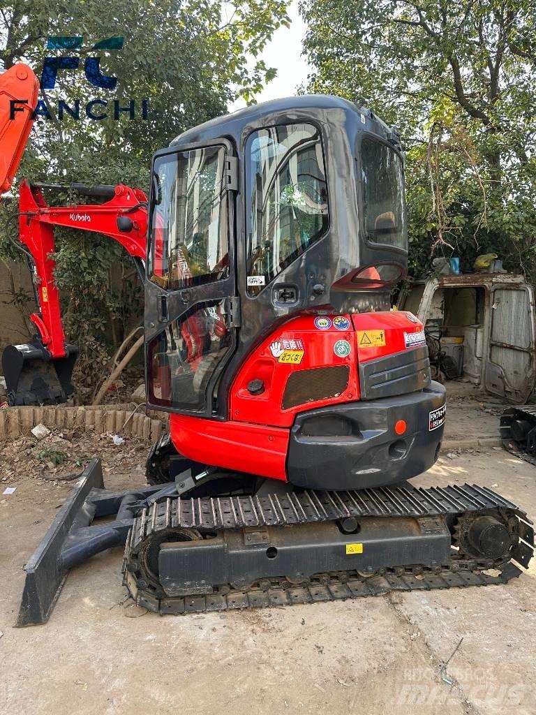 Kubota U 35 Bagri goseničarji